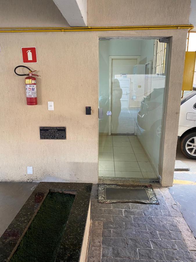 Otima Localizacao! Apartment Uberlândia Екстериор снимка